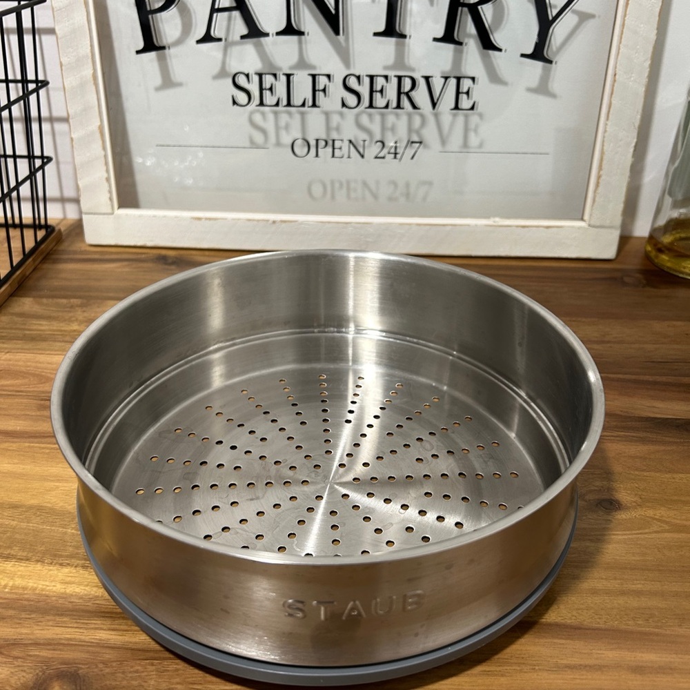 Staub 26 CM STAINLESS STEEL STEAMER INSERT